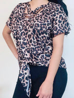 Leopard Nee Top